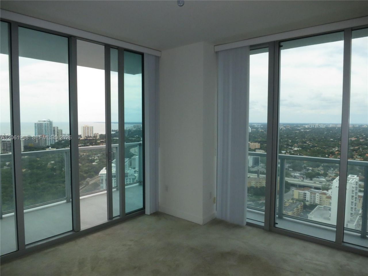 79 SW 12th St , Unit UPH4001-S, Miami, FL 33130 Photo