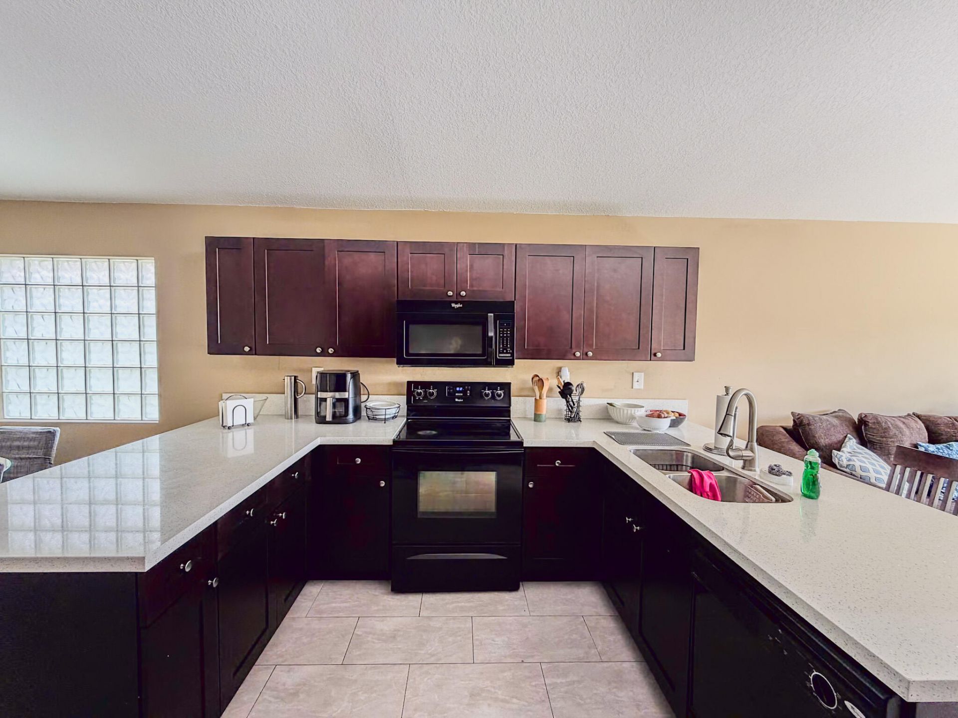775 NW 165th Avenue, Pembroke Pines, FL 33028 Photo
