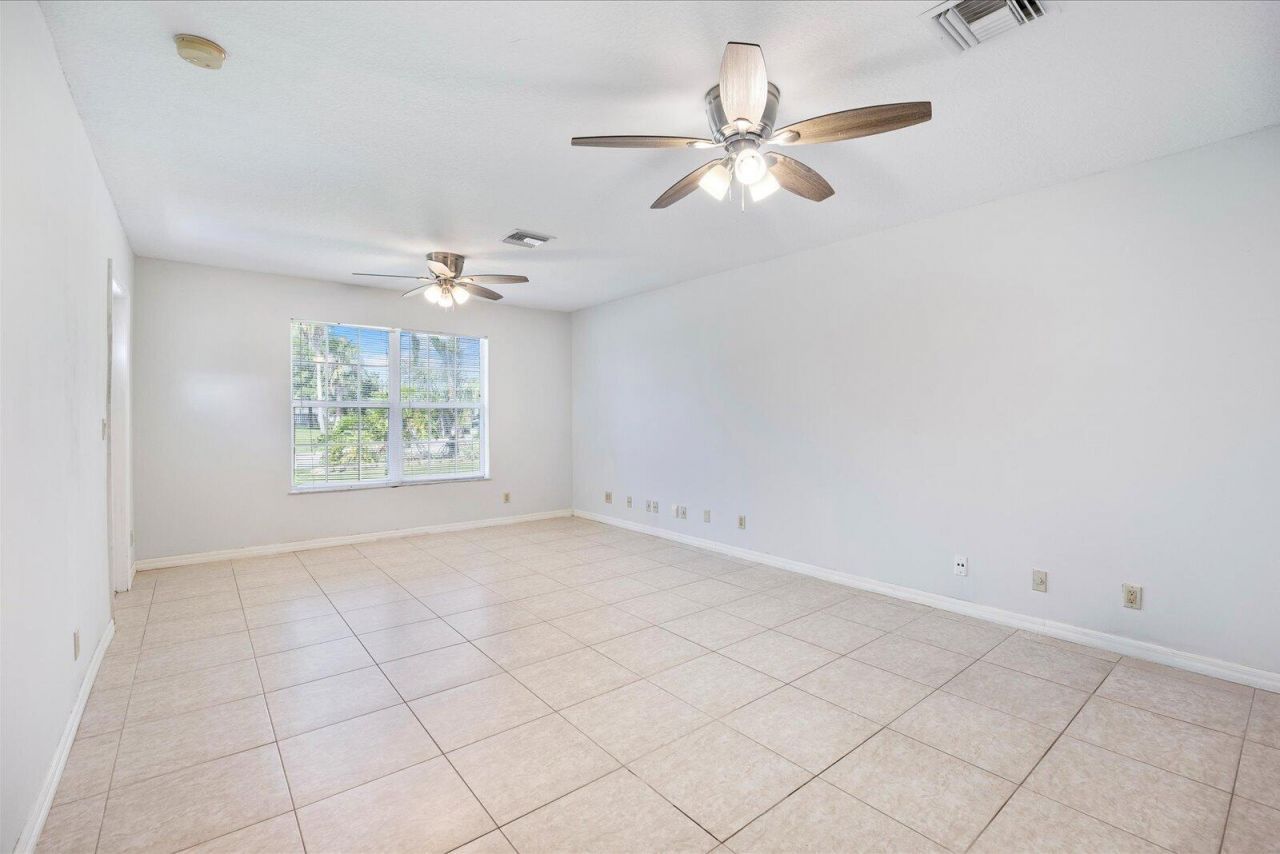 1799 SE Blockton Avenue, Port Saint Lucie, FL 34952 Photo
