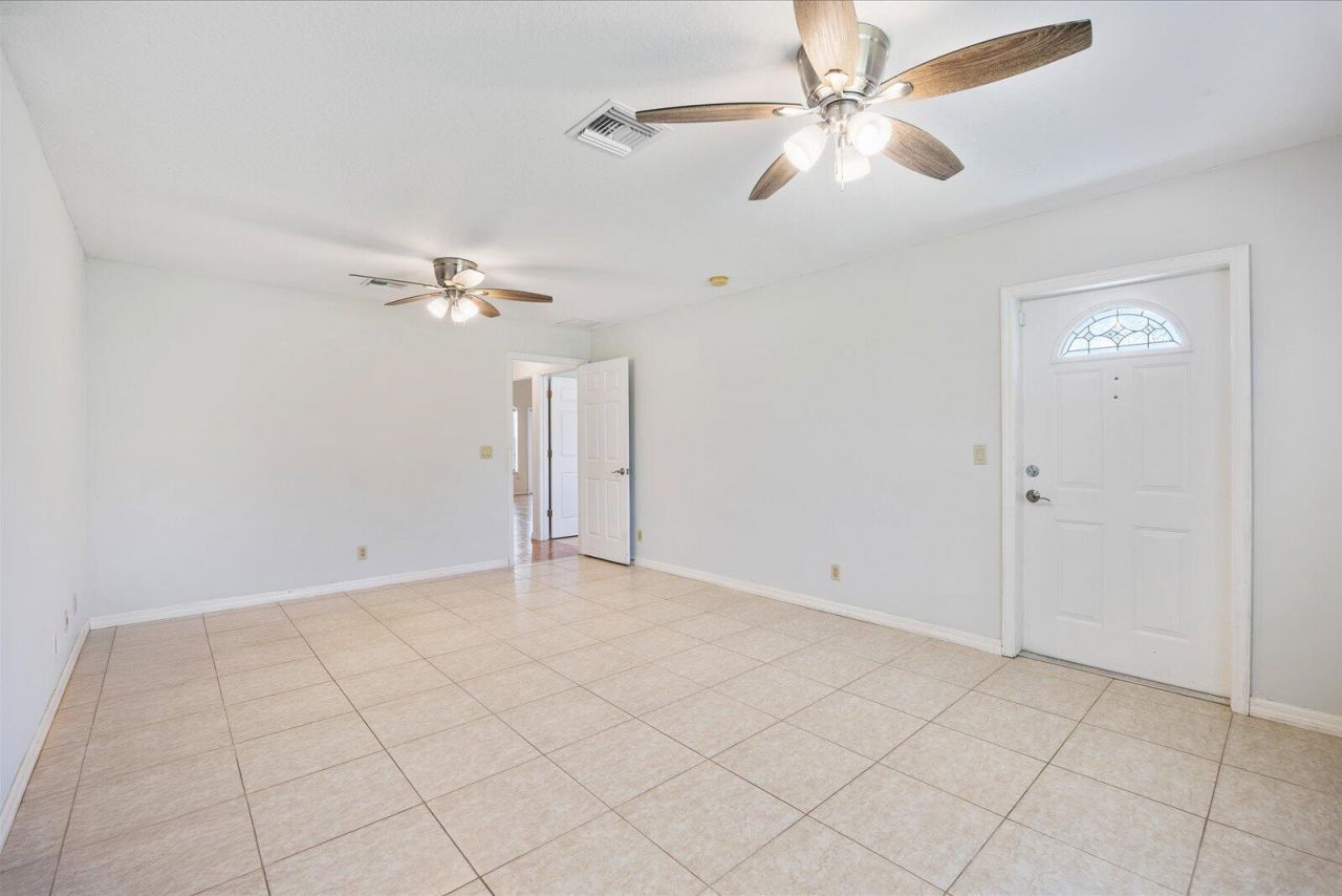 1799 SE Blockton Avenue, Port Saint Lucie, FL 34952 Photo