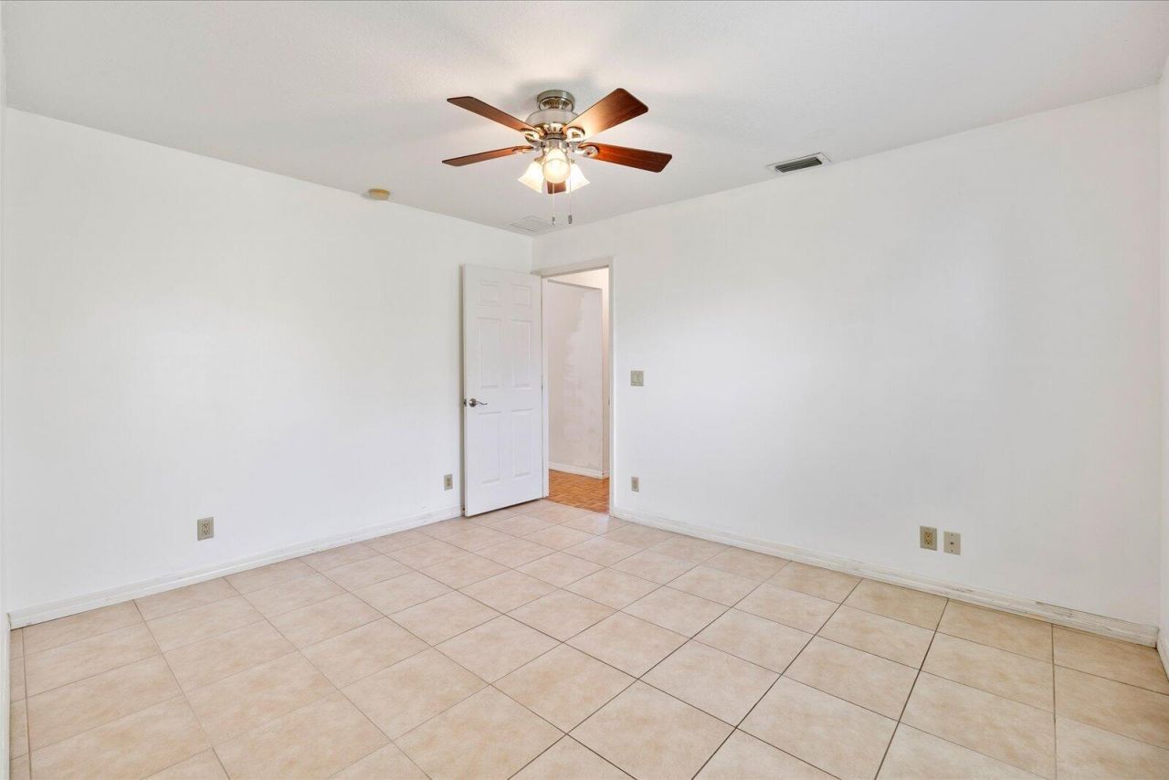 1799 SE Blockton Avenue, Port Saint Lucie, FL 34952 Photo