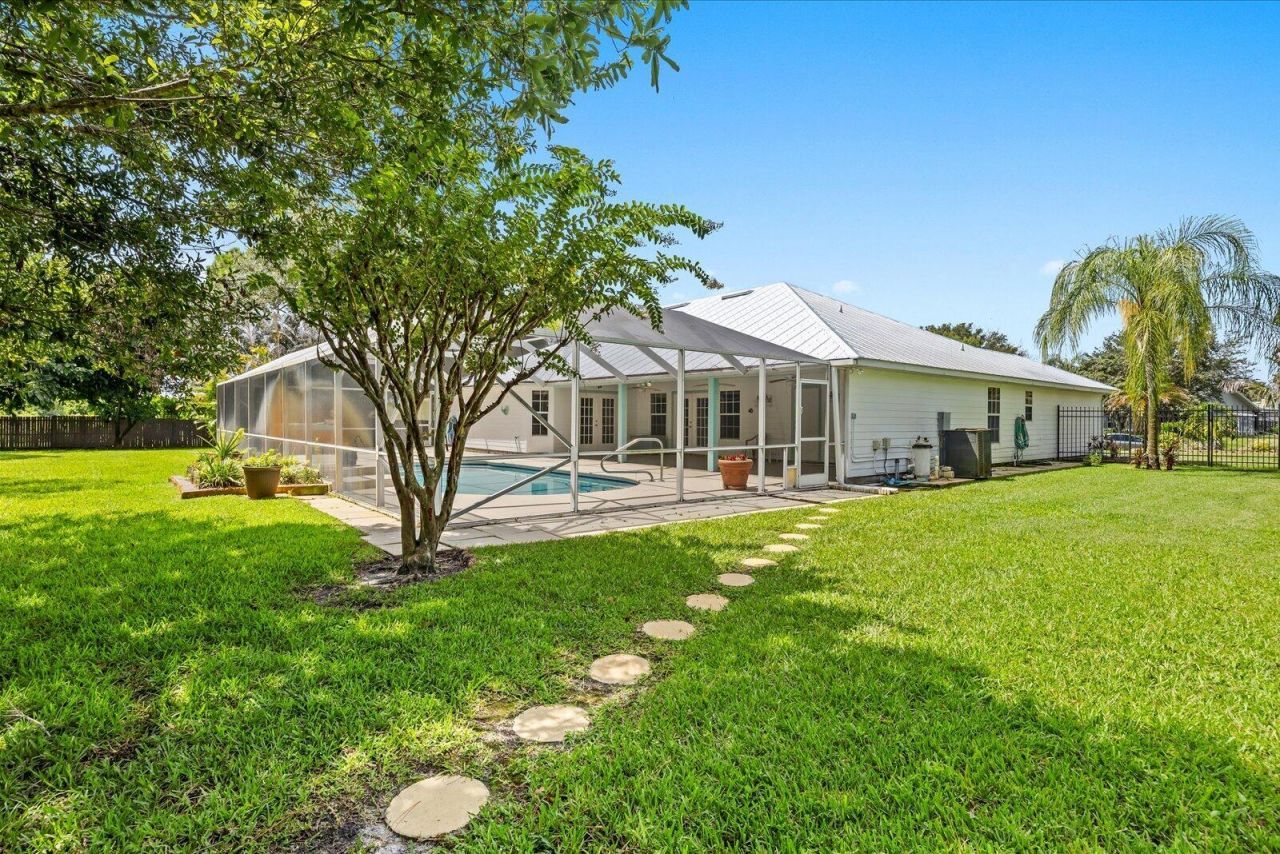 1799 SE Blockton Avenue, Port Saint Lucie, FL 34952 Photo