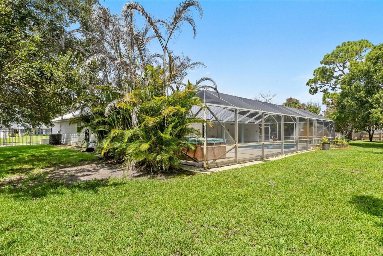1799 SE Blockton Avenue, Port Saint Lucie, FL 34952 Photo