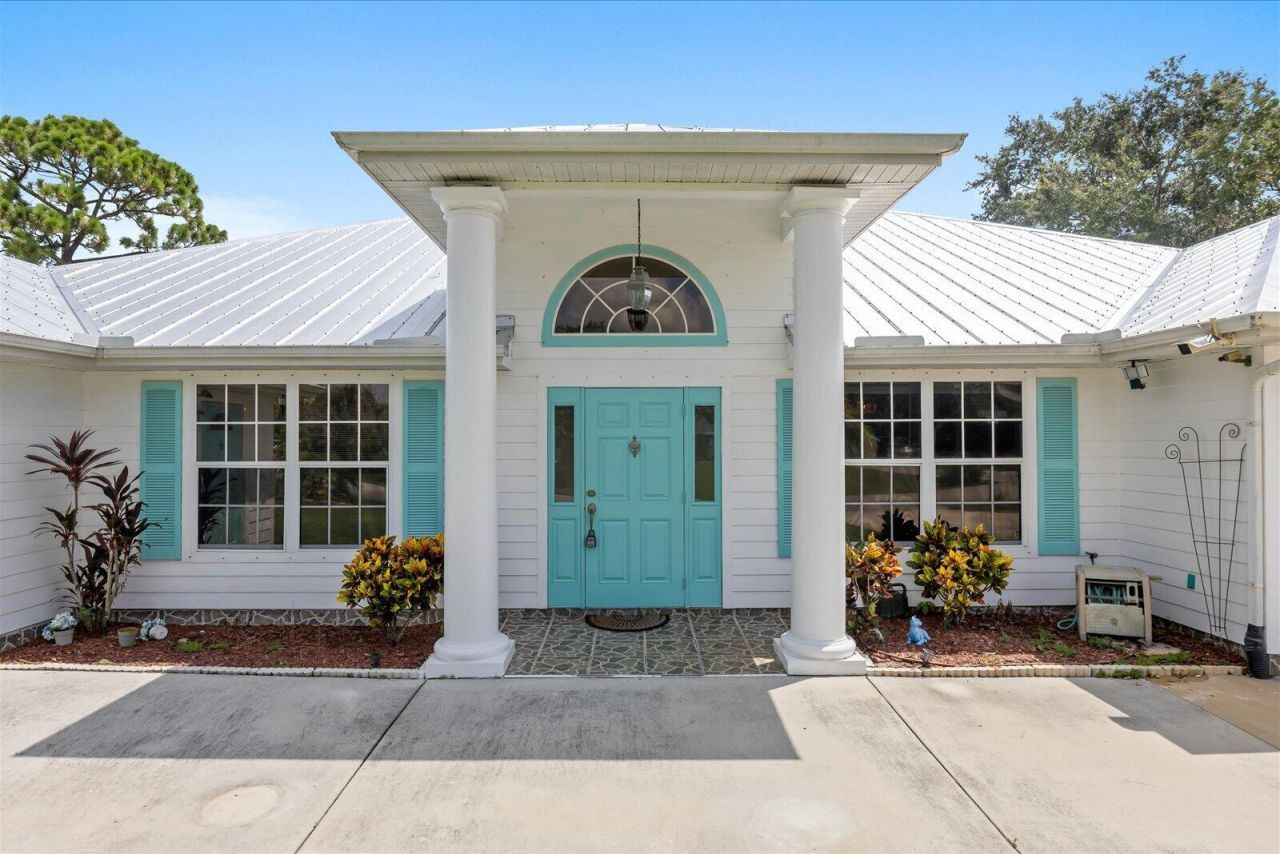 1799 SE Blockton Avenue, Port Saint Lucie, FL 34952 Photo