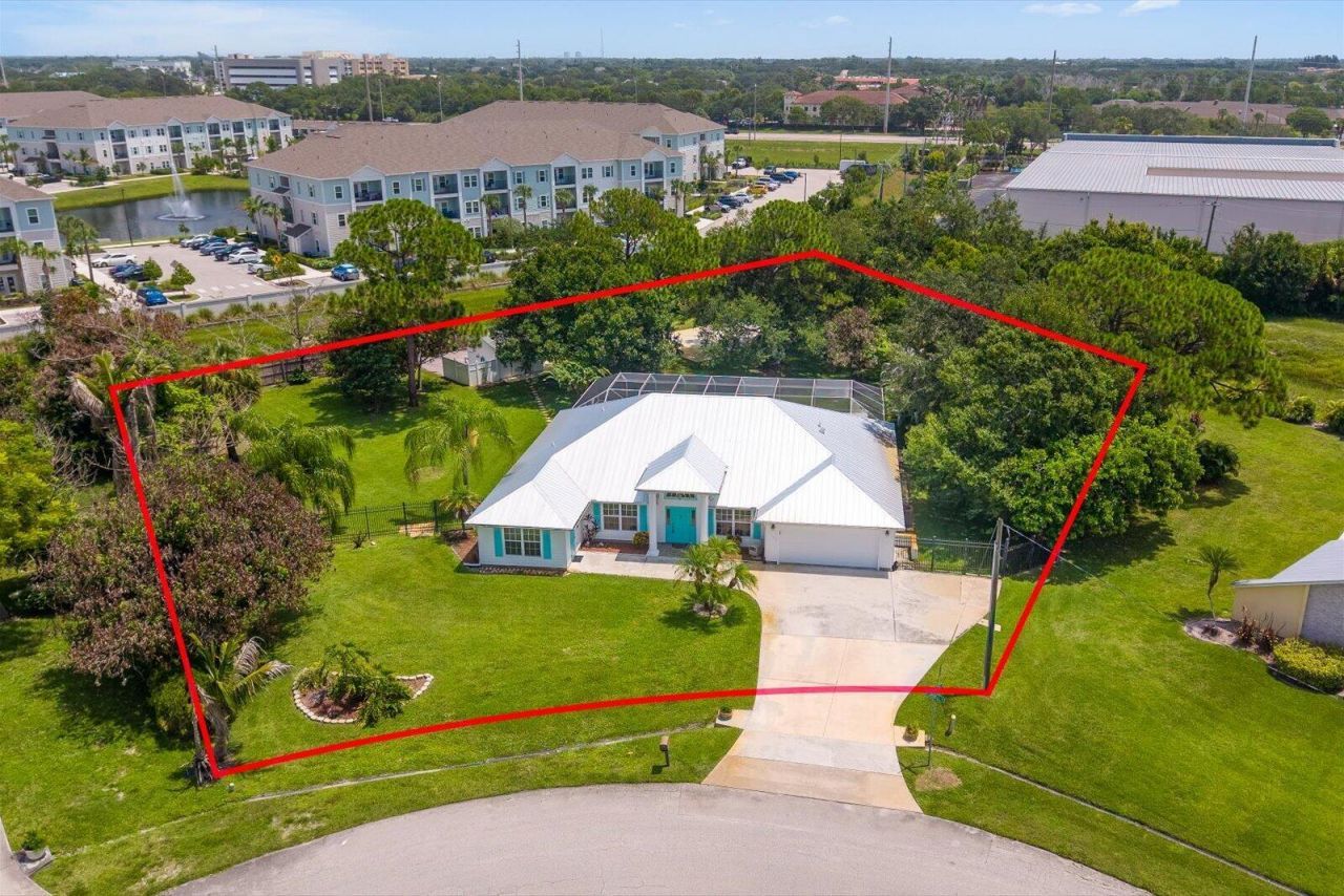 1799 SE Blockton Avenue, Port Saint Lucie, FL 34952 Photo