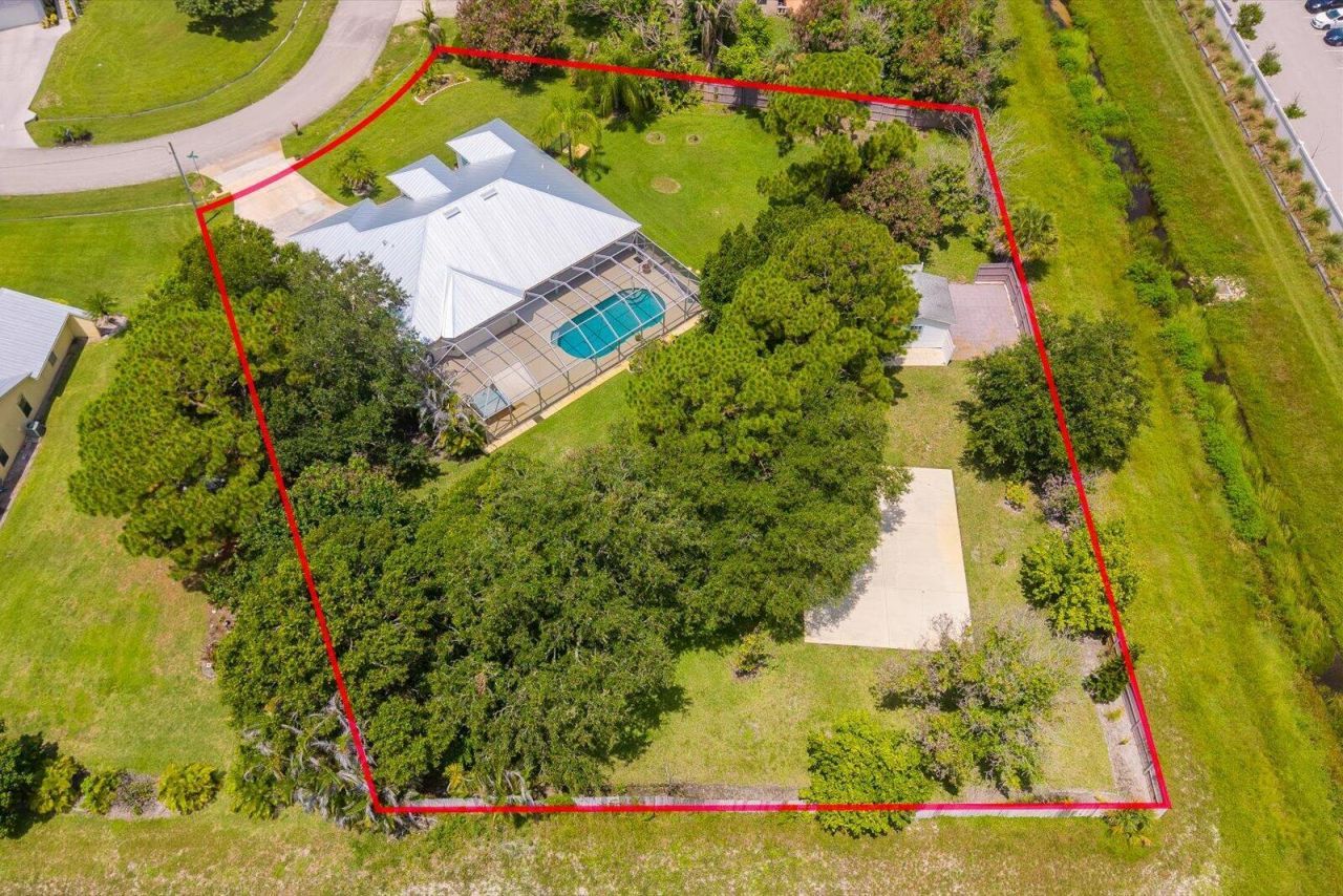 1799 SE Blockton Avenue, Port Saint Lucie, FL 34952 Photo
