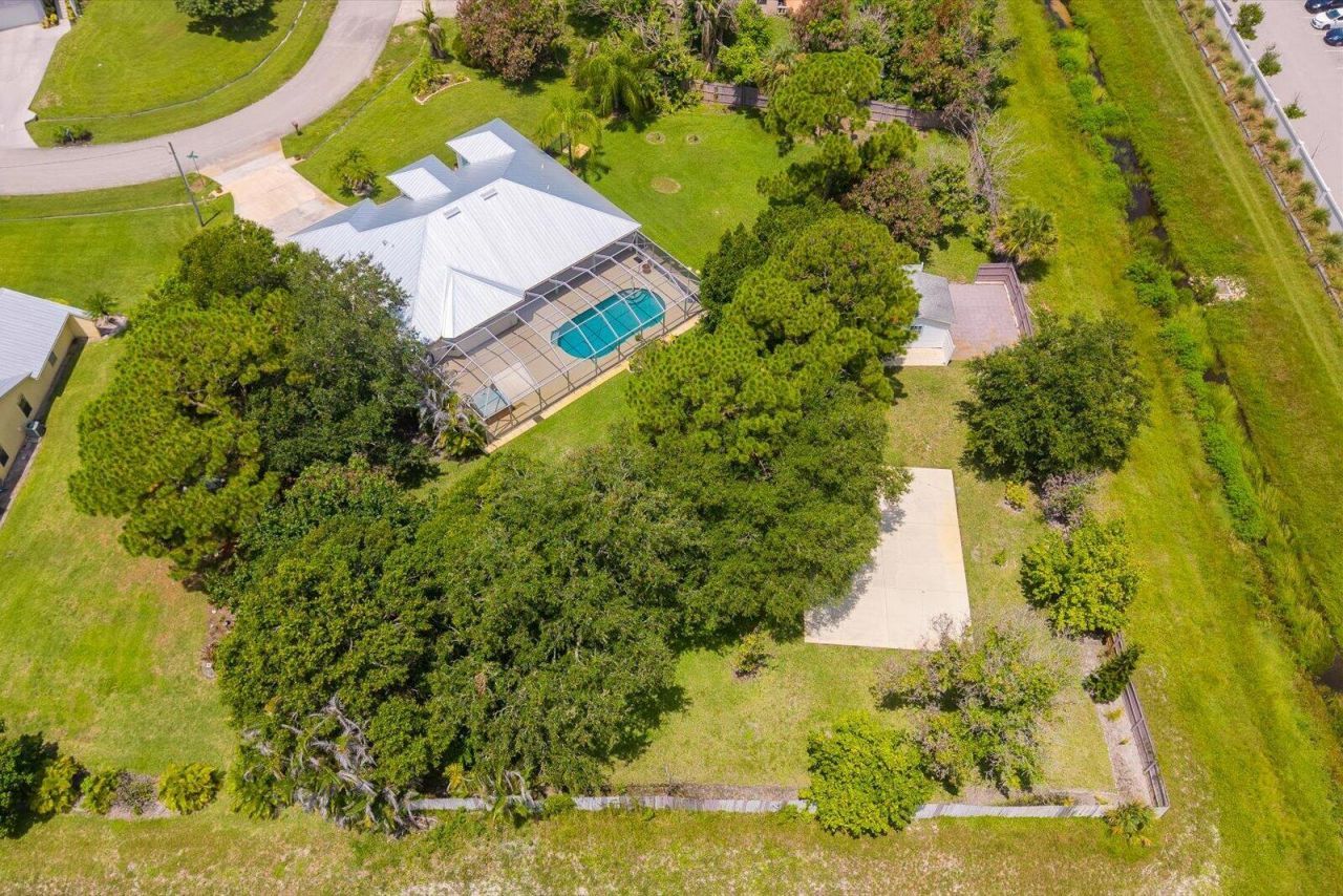 1799 SE Blockton Avenue, Port Saint Lucie, FL 34952 Photo