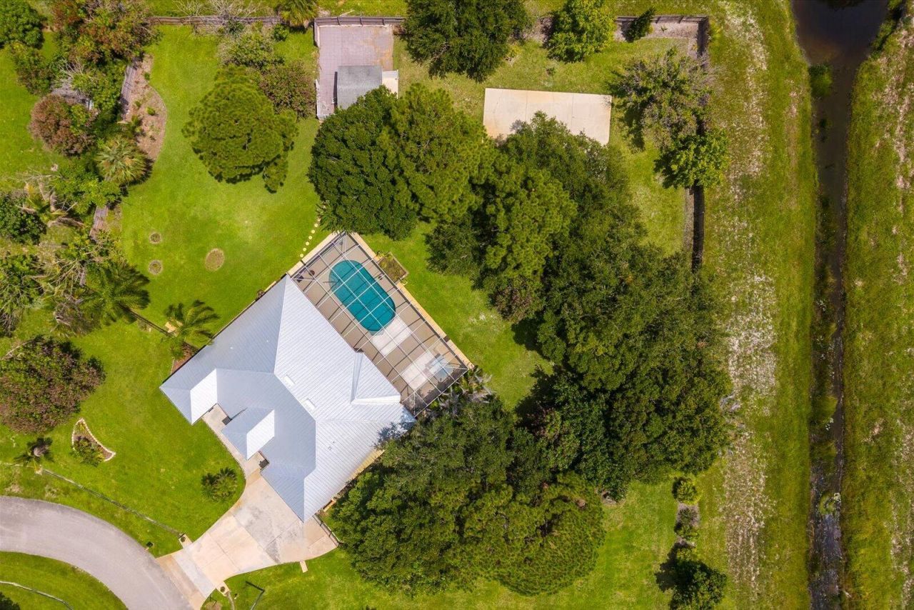 1799 SE Blockton Avenue, Port Saint Lucie, FL 34952 Photo