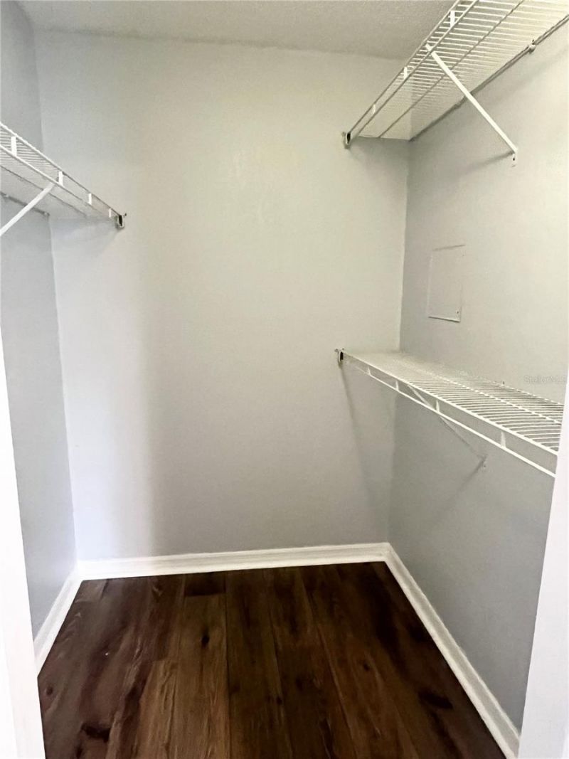 10200 Gandy Boulevard N, Unit 813, Saint Petersburg, FL 33702 Photo