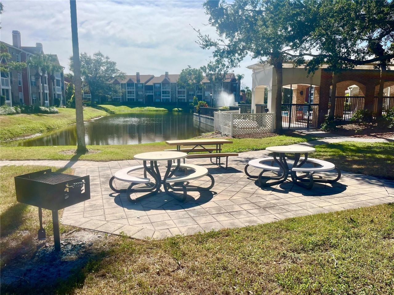 10200 Gandy Boulevard N, Unit 813, Saint Petersburg, FL 33702 Photo