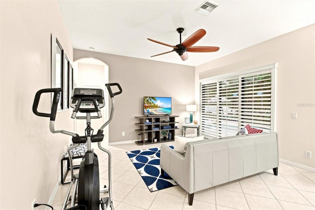 8059 36th Street Circle E, Sarasota, FL 34243 Photo