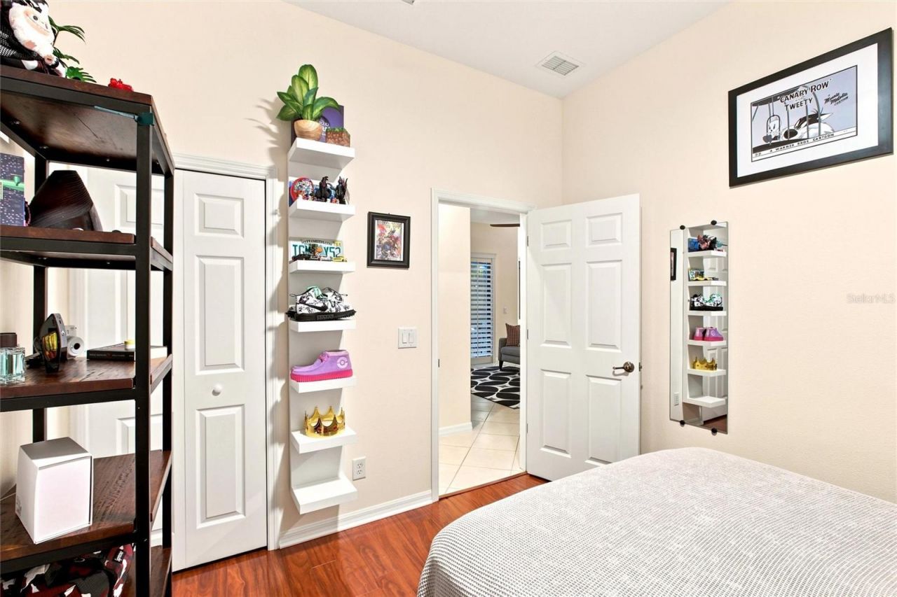 8059 36th Street Circle E, Sarasota, FL 34243 Photo
