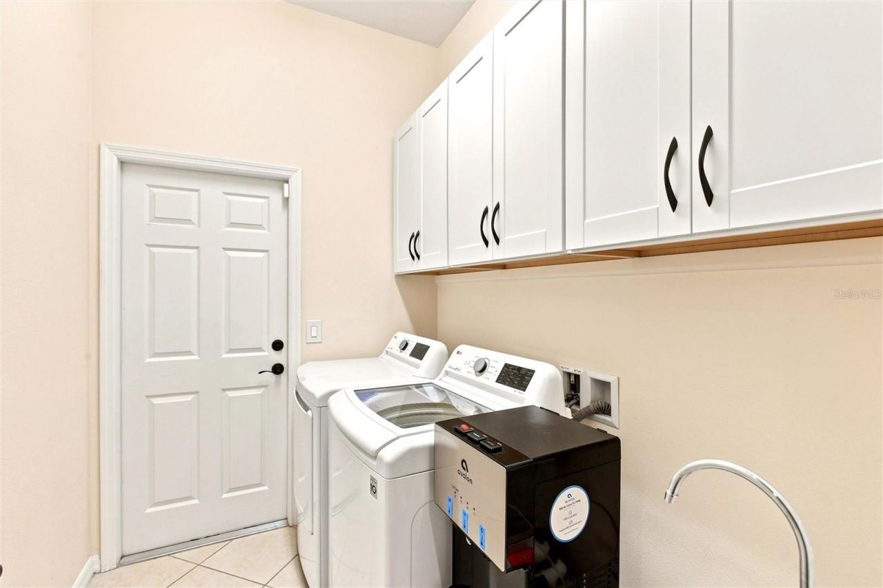 8059 36th Street Circle E, Sarasota, FL 34243 Photo