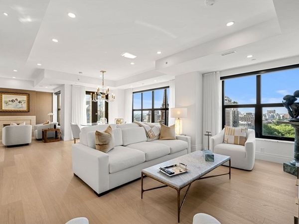 300 Boylston St, Unit PH1201, Boston, MA 02116