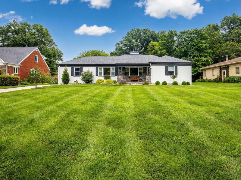 1794 Linneman Road, Green Township, OH 45238 Photo 2