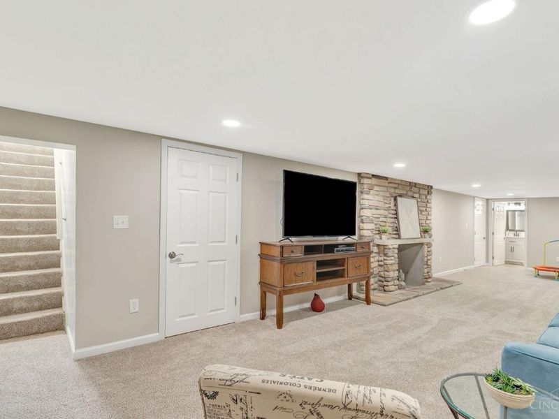 1794 Linneman Road, Green Township, OH 45238 Photo 25