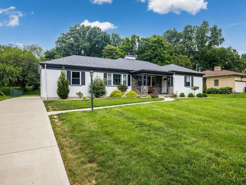 1794 Linneman Road, Green Township, OH 45238 Photo 3