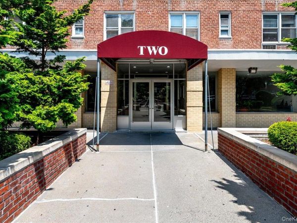 2 Sadore Lane , Unit 6M, Yonkers, NY 10710