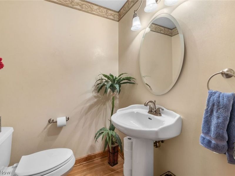 9445 Barr Road, Brecksville, OH 44141 Photo 10