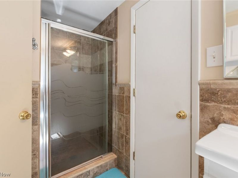 9445 Barr Road, Brecksville, OH 44141 Photo 11