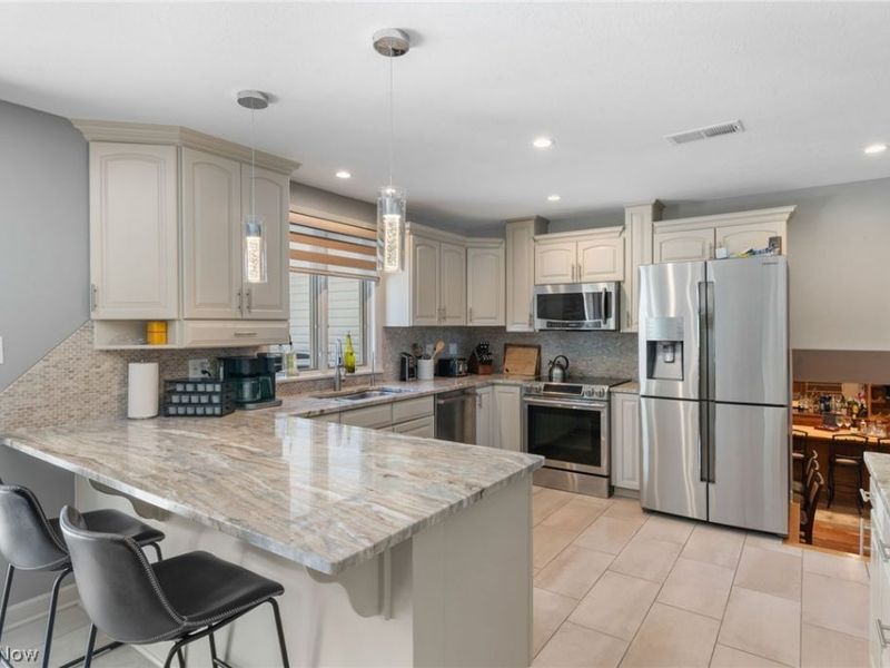 9445 Barr Road, Brecksville, OH 44141 Photo 4