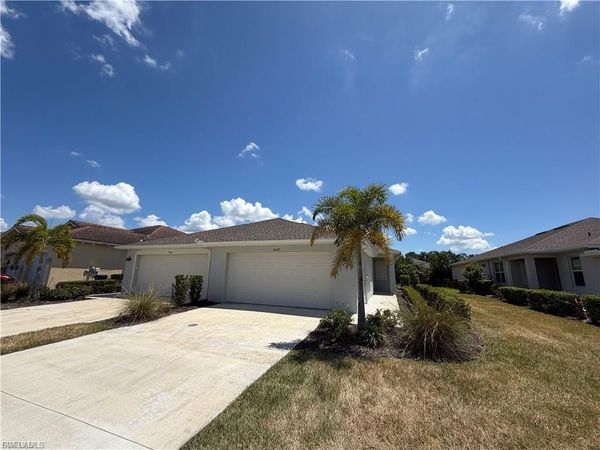 9077 Leatherwood LOOP , LEHIGH ACRES, FL 33936