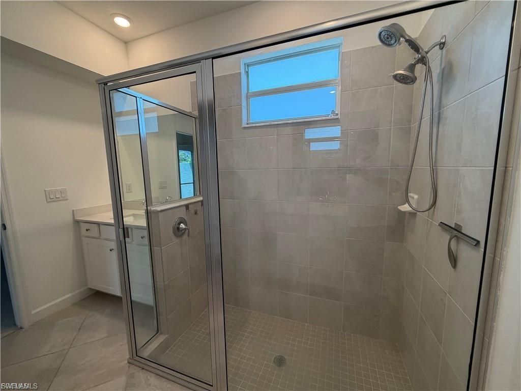 9077 Leatherwood Loop , Lehigh Acres, FL 33936 Photo