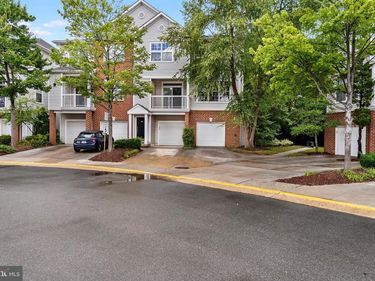 13090 MARCEY CREEK ROAD, Unit 13090, HERNDON, VA 20171