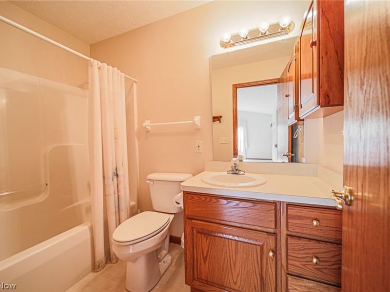 205 Greenbriar Lane, Dalton, OH 44618 Photo 13