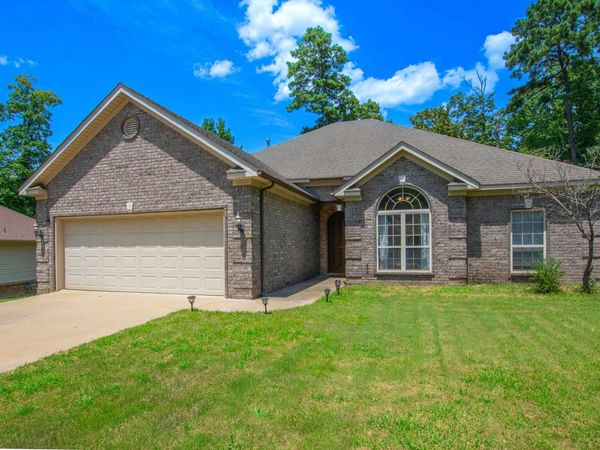 2746 Westbury Drive , Benton, AR 72015