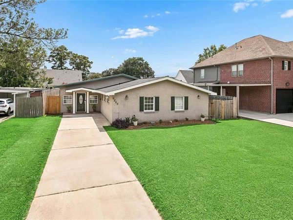 9200 MELROSE Lane, River Ridge, LA 70123