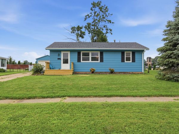 529 NE 3rd Street , Ankeny, IA 50021