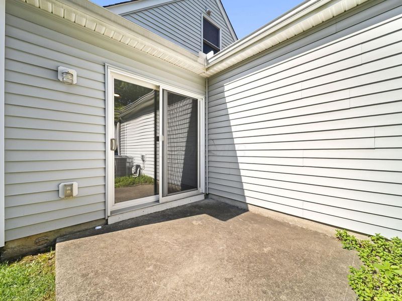 1514 Sargas Street, Columbus, OH 43240 Photo 24