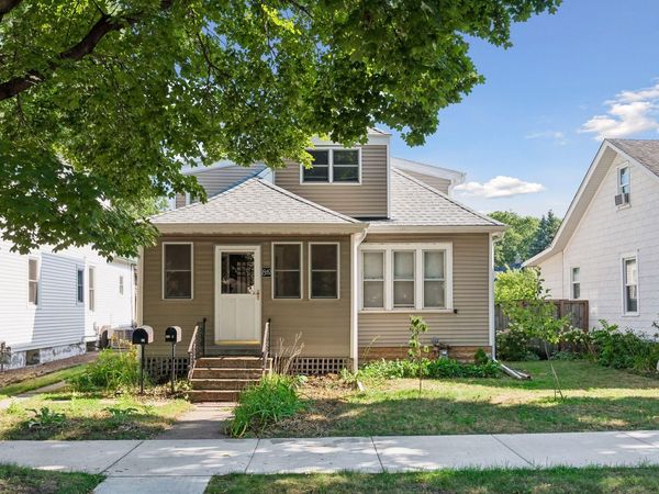 840 Randolph Avenue, Saint Paul, MN 55102