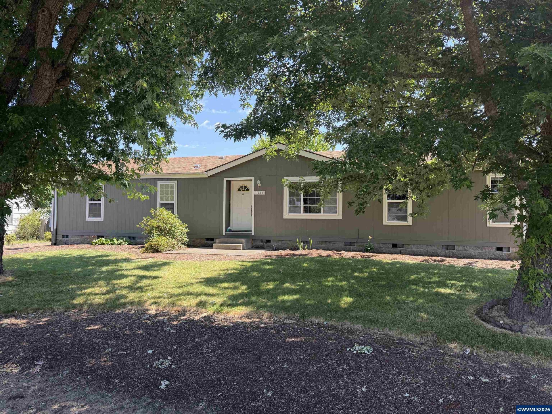 1221 47th Av, Sweet Home, OR 97386 Main Photo
