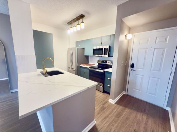 630 S Sapodilla Avenue, Unit 333, West Palm Beach, FL 33401