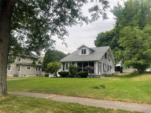 118 W Hamilton Avenue , Sherrill, NY 13461