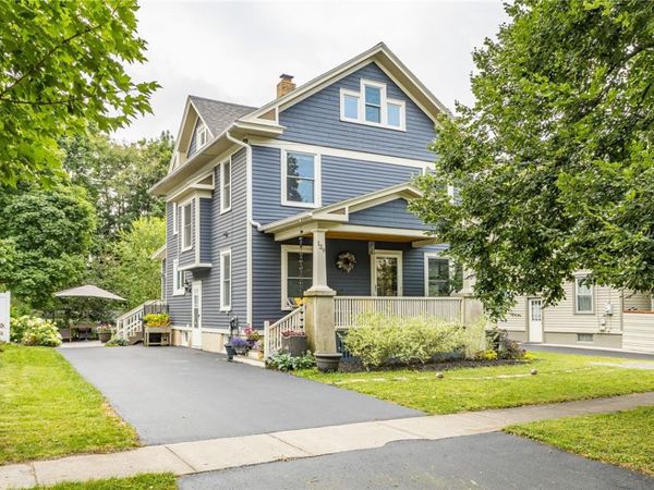 129 Park Ave, Canandaigua, NY 14424