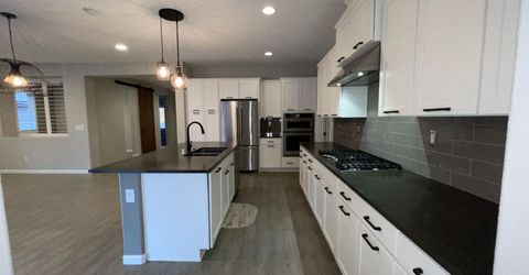 2190 Arpagos Lane, Reno, NV 89521 Photo