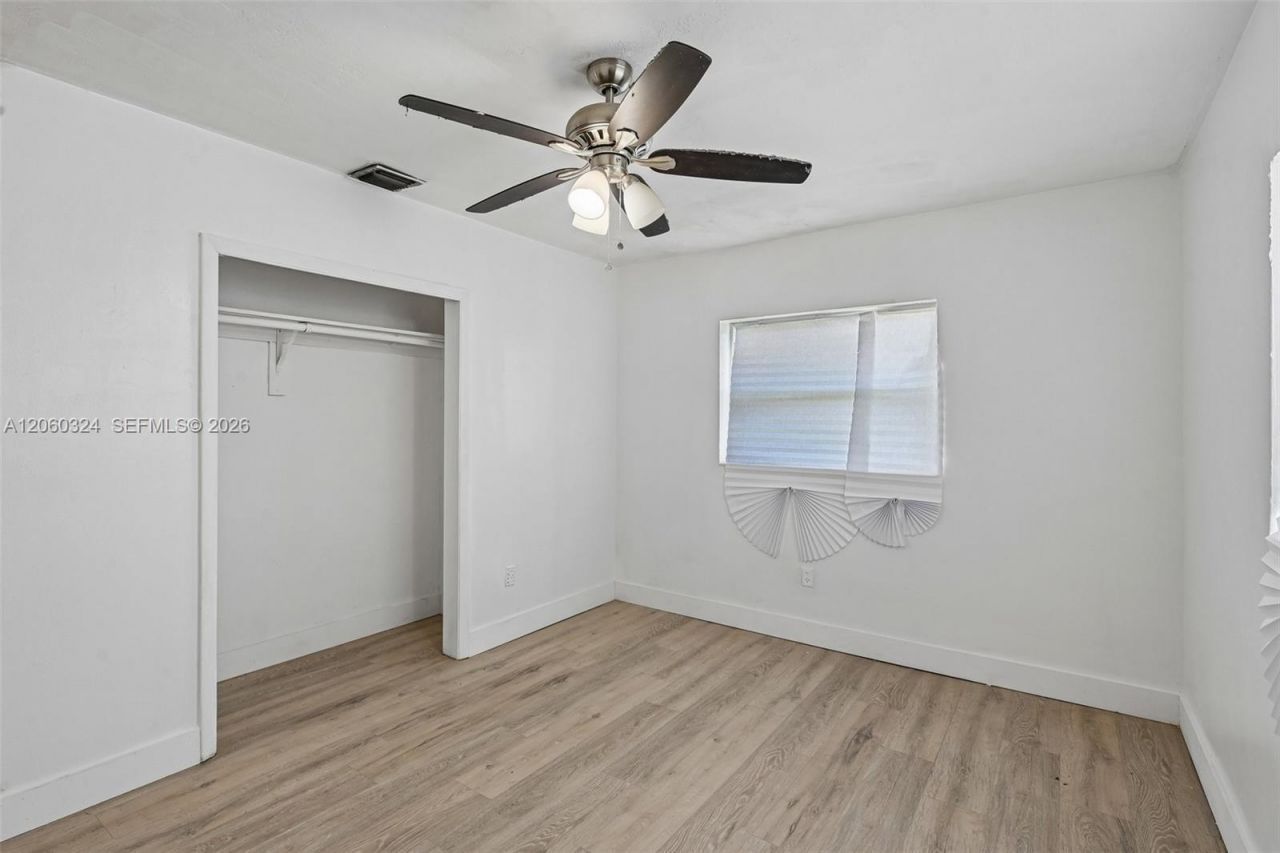 2137 NW 99th Ter, Miami, FL 33147 Photo