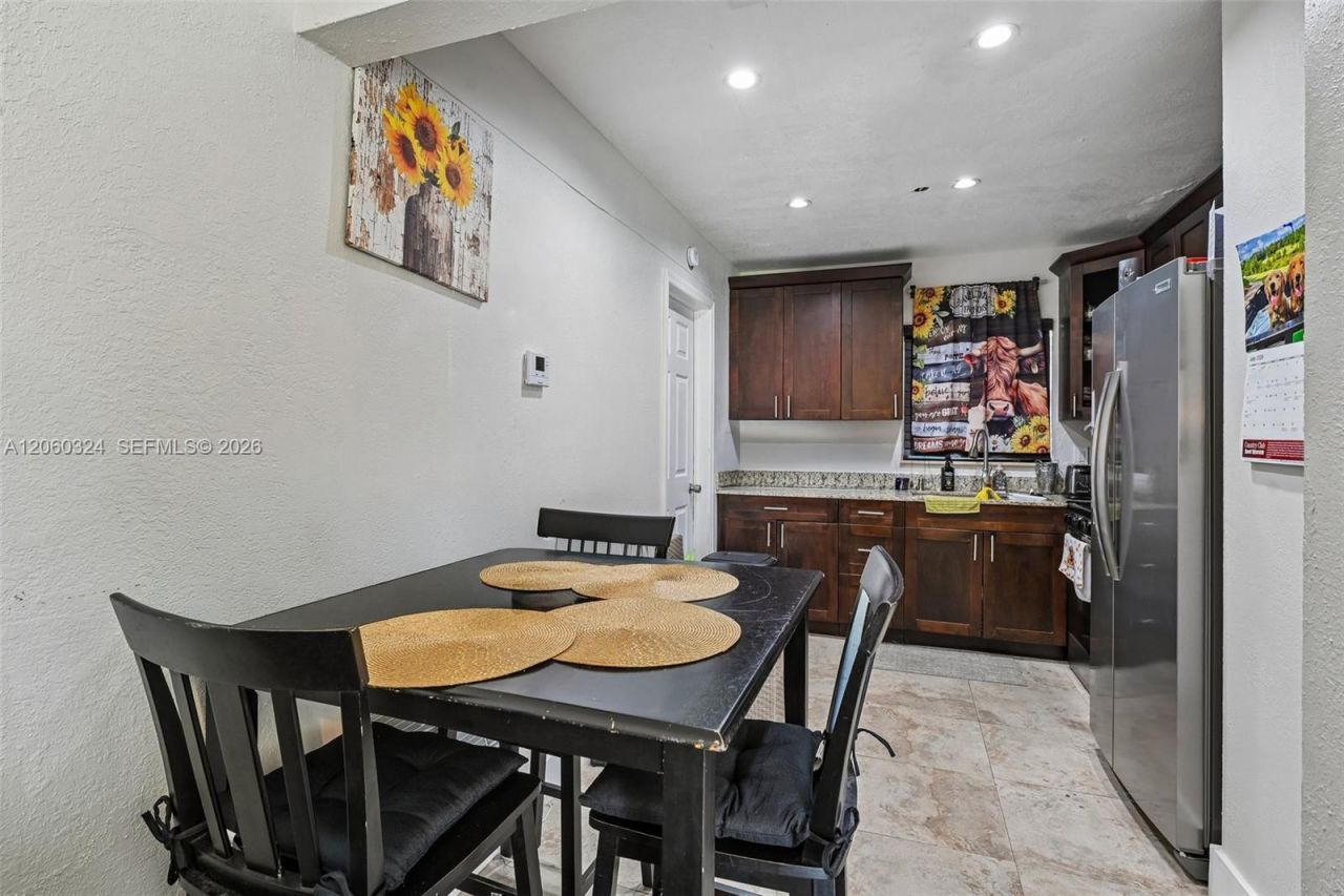 2137 NW 99th Ter, Miami, FL 33147 Photo