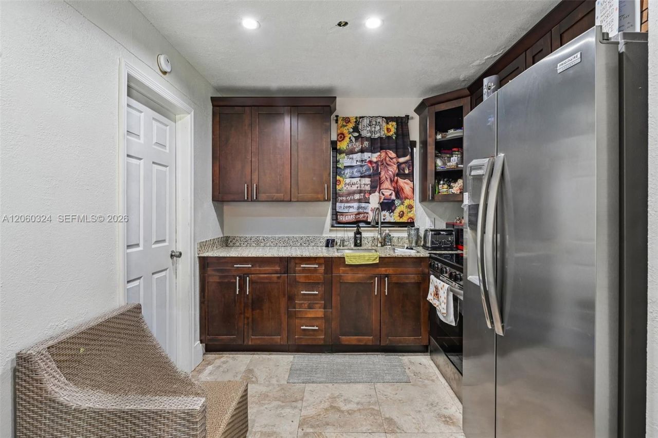 2137 NW 99th Ter, Miami, FL 33147 Photo