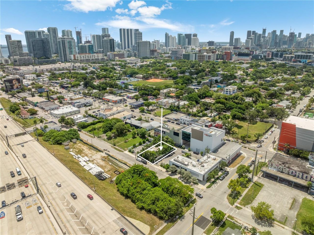 272 NW 37th St, Miami, FL 33127 Photo