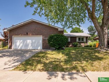 5120 S 32 Street, Lincoln, NE 68516