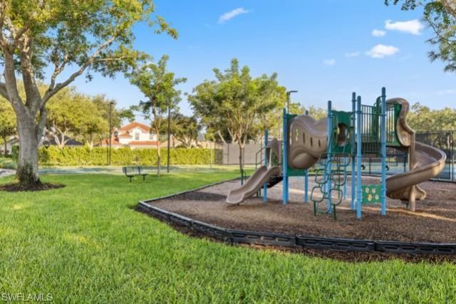 7122 Blue Juniper Ct, Unit 202, Naples, FL 34109 Photo