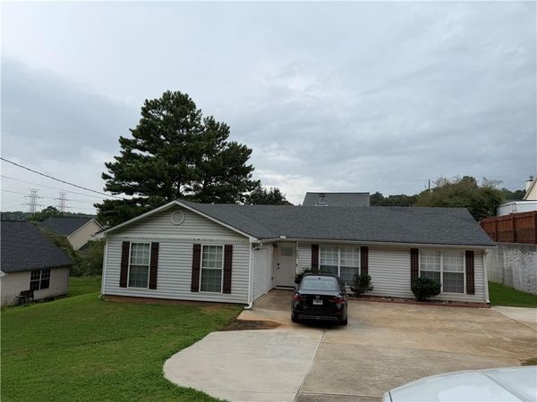 660 Morrow Road , Forest Park, GA 30297