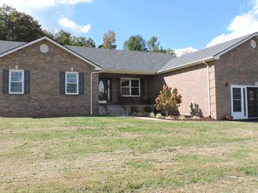 110. Fay Street, Jeffersonville, KY 40337