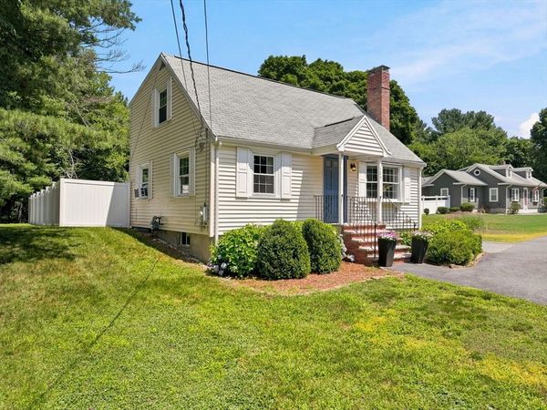 127 Elm St, North Reading, MA 01864