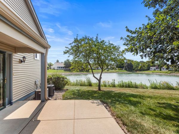 2406 Windward Boulevard, Unit 205, Champaign, IL 61821