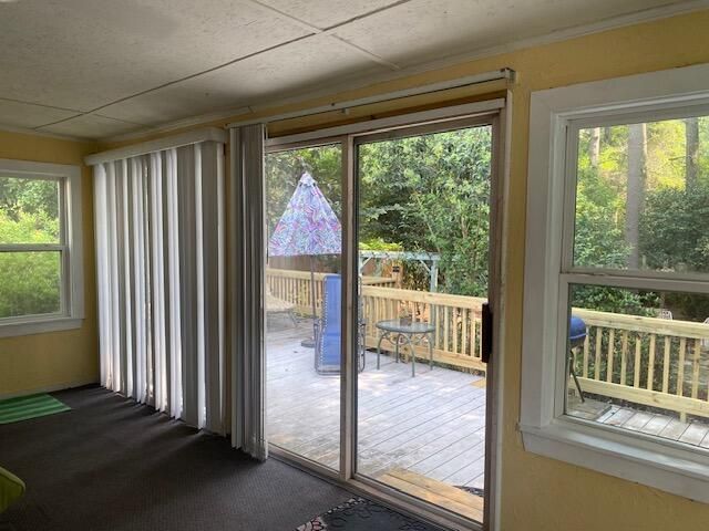 513 E Richardson Avenue Photo 16